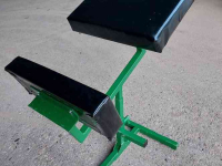Other conveying equipment and accessories  Wassenaar Kniestoelen