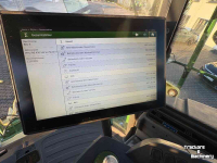 Forage-harvester Krone BigX 580 + EF300 pickup en EC 600-2 8R maisbek