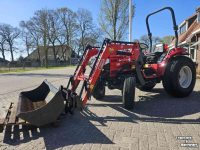 Horticultural Tractors Mitsubishi MT36 4WD HST minitrekker met voorlader. Slechts 82 uur!
