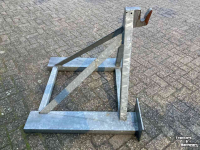 Other attachments and accessories  Winters Werktuigenbok met haak