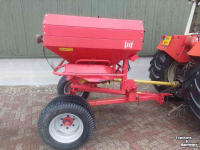 Fertilizer spreader Lely LE