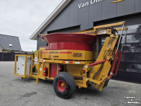 Straw spreader for boxes Haybuster H-1030 strohakselaar elektrisch