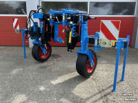 Inter-row cultivator Lemken EC-Steer 7 + IC-Light