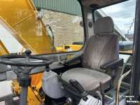 Excavator mobile JCB JS130W
