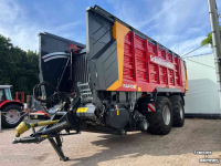 Self-loading wagon Schuitemaker Rapide 7.700 S ex demo