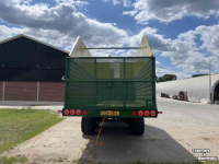 Self-loading wagon Taarup 1030 gerestaureerd