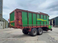 Self-loading wagon Strautmann Mega Vitesse III opraapwagen