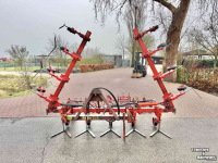 Inter-row cultivator Steketee 12 rijige Steketee Schoffelmachine Hydr.opklapbaar 12x50