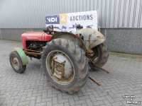 Oldtimers Massey Ferguson FE35 Tractor