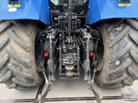 Tractor New Holland TVT135