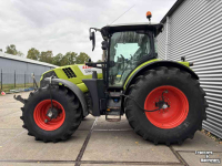 Tractor Claas Arion 650 CMATIC CIS Tractor